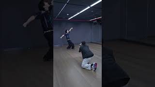 🐶 working off time #StrayKids #스트레이키즈 #창빈 #승민 #KARMA #CEREMONY #CEREMONYchallenge
