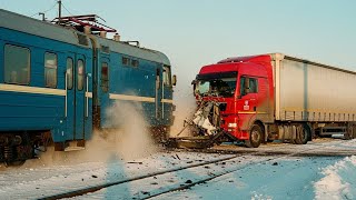 Перегородил Проезд Поезду! Белоостров