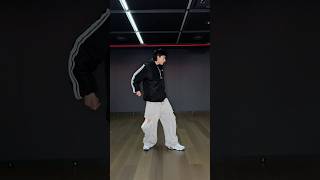 #Hyunjin got good #KARMA #StrayKids #스트레이키즈 #현진 #CEREMONY #CEREMONYchallenge