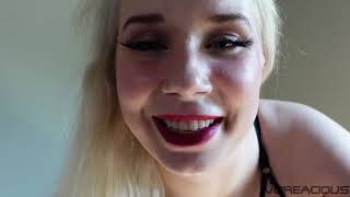girlfriend vore