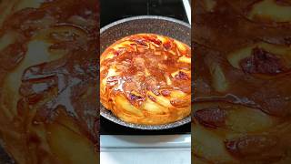Шарлотка на кефире 🥧