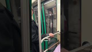 Почему в Питере самое необычное метро в МИРЕ? #путешествие #семья #питер