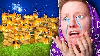 ХЕЙТЕР *СЖЁГ* МОЙ ДОМ В МАЙНКРАФТ 😭