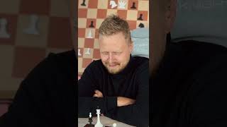 Что делать, если друг принципиален и не согласен, чтобы я взял другую фигуру? #chess #шахматы #мем