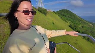 В ГЕЛЕНДЖИКЕ ЯБЛОКУ НЕГДЕ УПАСТЬ! НАРОД КАЙФУЕТ И ОТДЫХАЕТ!