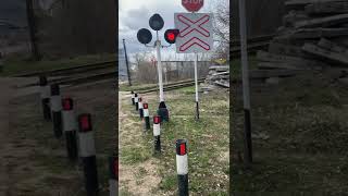Тгм4 2522 и нарушители на жд переезде